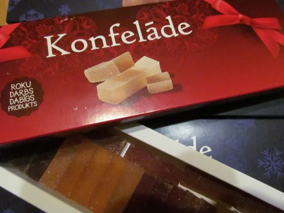 konfelades marmelades kastite giline